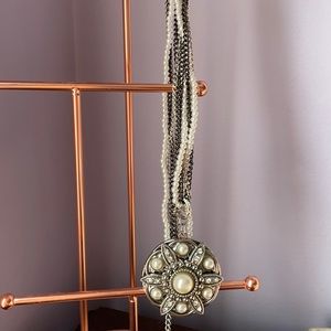 NY Vintage Necklace EUC